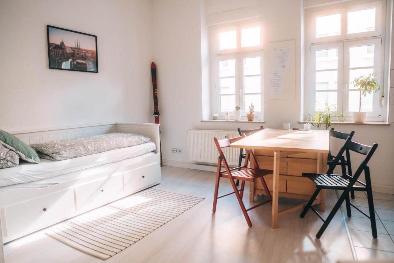 Gemutliche 45M² Wohnung Mit Netflix & Disney+ Erfurt Buitenkant foto